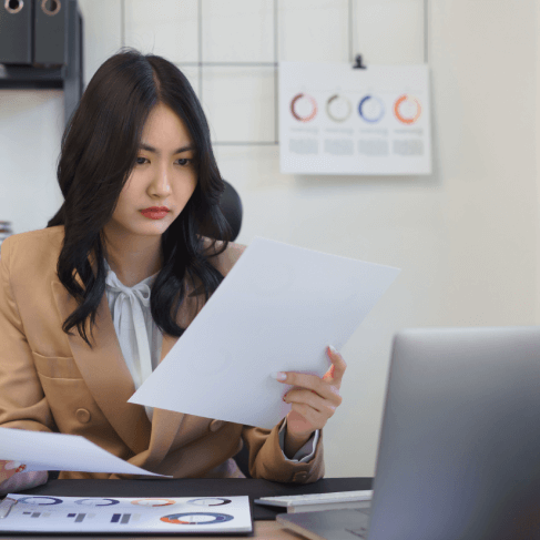 A professional translator translating real estate Legal Documents in New York for clients and businesses.